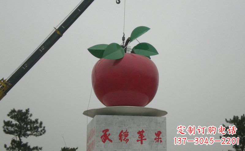 贵阳精致不锈钢苹果雕塑