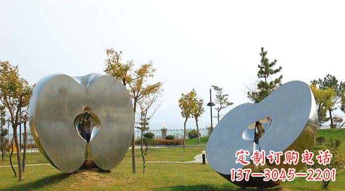 贵阳不锈钢苹果雕塑象征新生活的精神