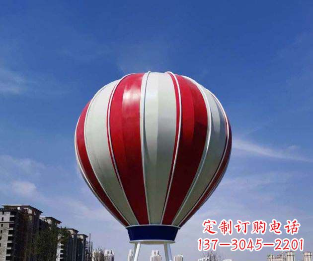 贵阳不锈钢热气球雕塑给景观增添精彩