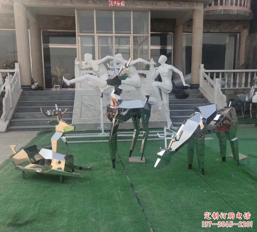 贵阳精美动物雕塑点缀不锈钢售楼部