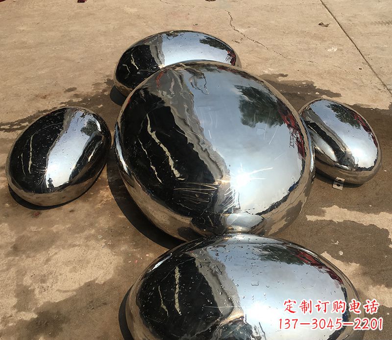 贵阳精致灵动的不锈钢水滴雕塑