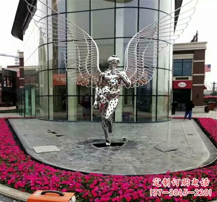 贵阳不锈钢天使雕塑传递着爱的美丽