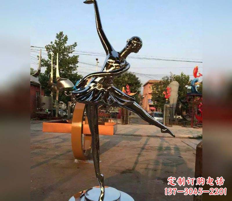 贵阳精美不锈钢美女雕塑