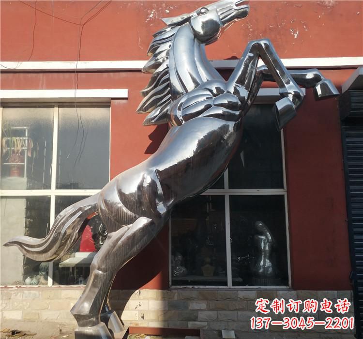 贵阳不锈钢跳跃马雕塑