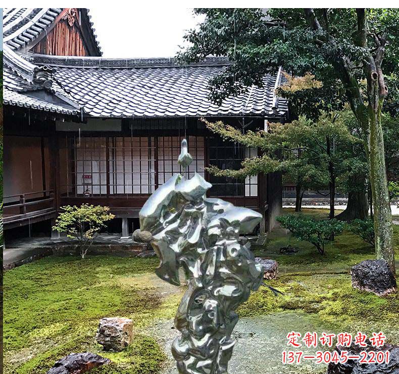 贵阳太湖石雕塑艺术与美感的完美结合