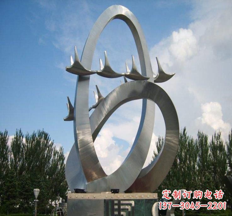 贵阳大雁飞翔——不锈钢现代大雁雕塑
