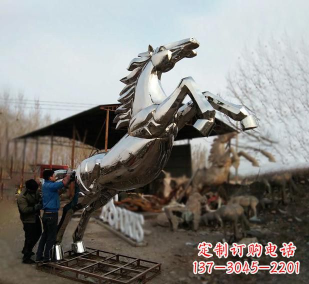 贵阳不锈钢现代动物马雕塑