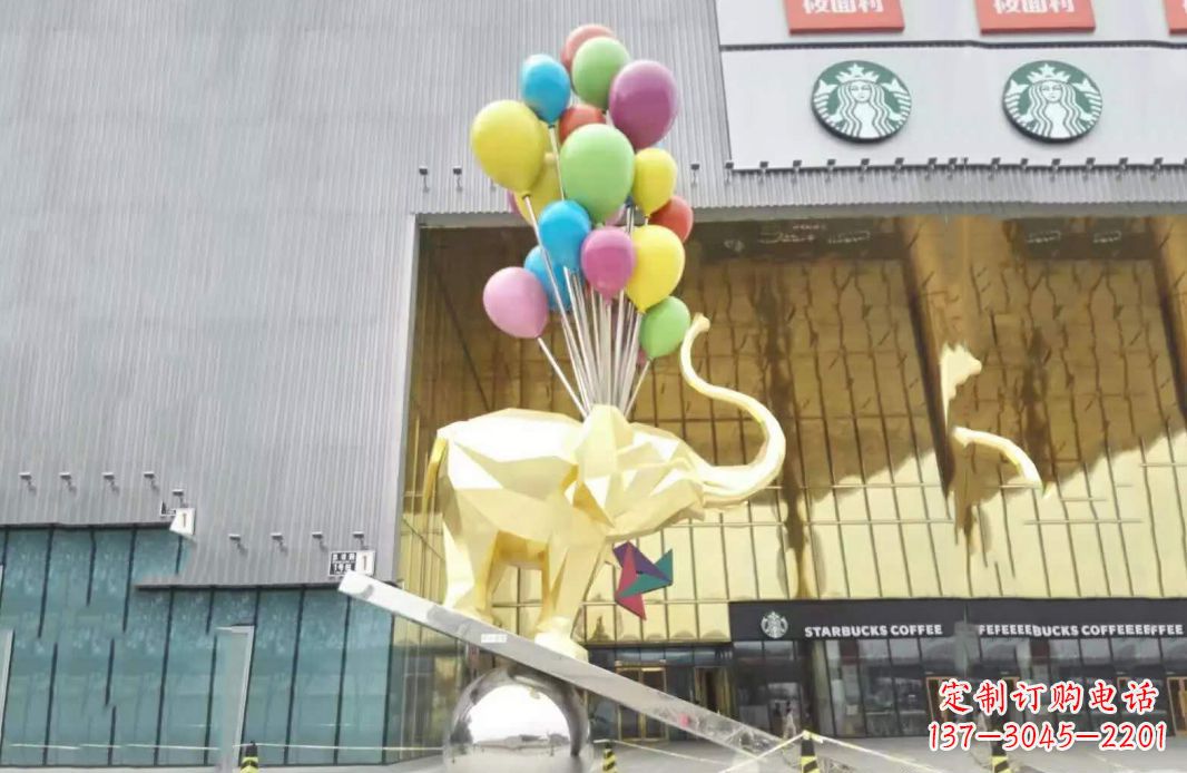 贵阳小象踩球不锈钢雕塑的魅力