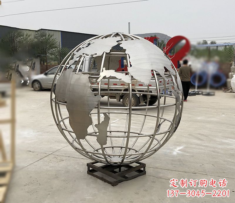 贵阳不锈钢校园地球仪雕塑见证地球美景