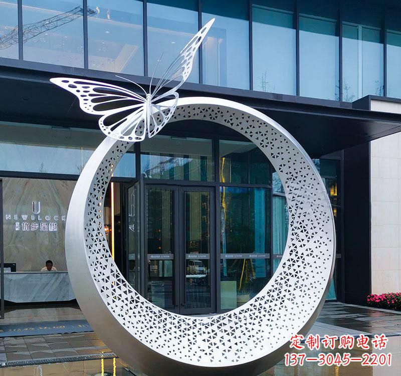 贵阳不锈钢园林戒指雕塑精美细腻的艺术品