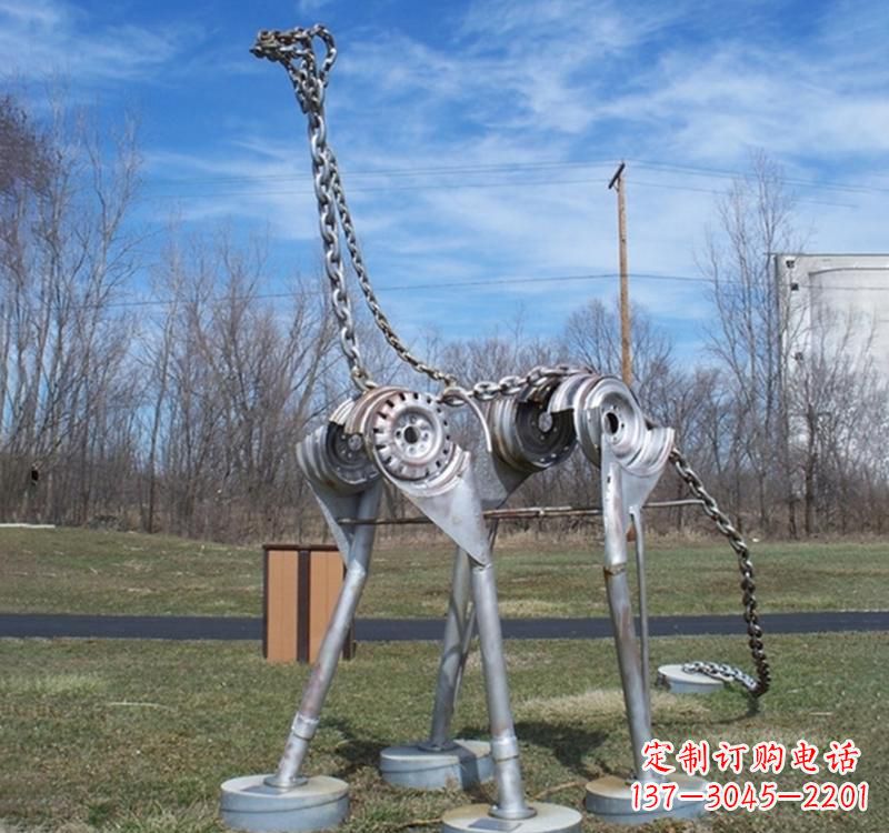 贵阳不锈钢恐龙雕塑集艺术与自然于一体