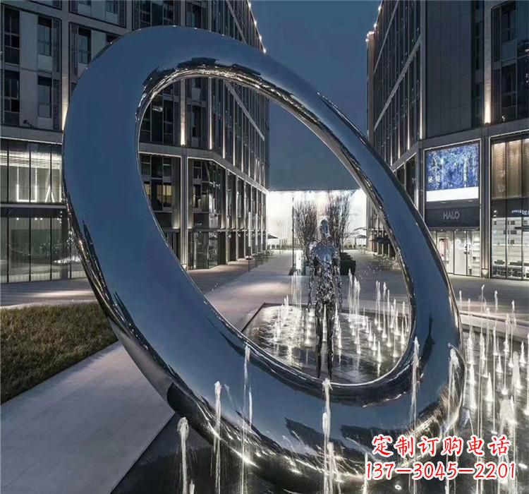 贵阳圆环景观雕塑令人惊叹的视觉奇观