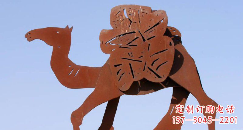 贵阳不锈钢骆驼雕塑令人惊叹的艺术精品