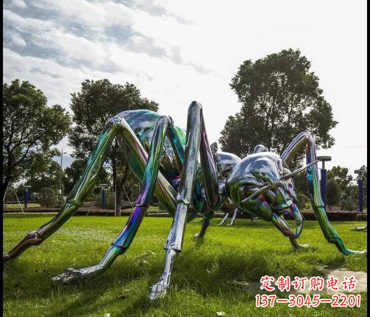 贵阳超级英雄蜘蛛侠雕塑