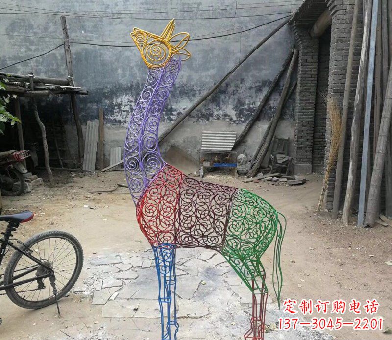 贵阳彩色不锈钢镂空梅花鹿雕塑——精美艺术品