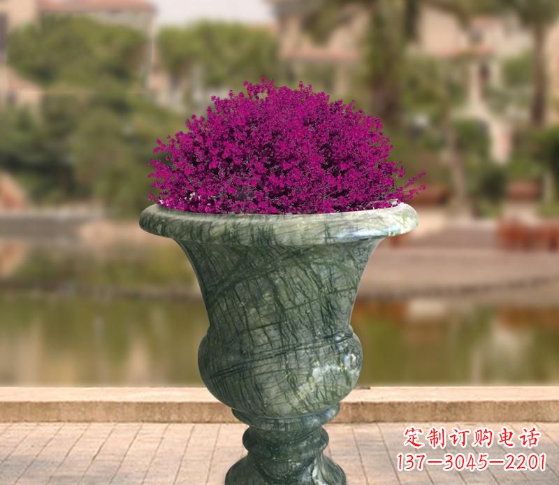 贵阳白玉景观花盆雕塑让你的景观更加美观