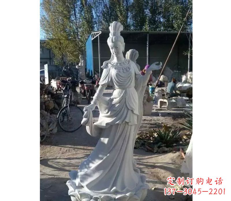贵阳传奇女神嫦娥的雕塑