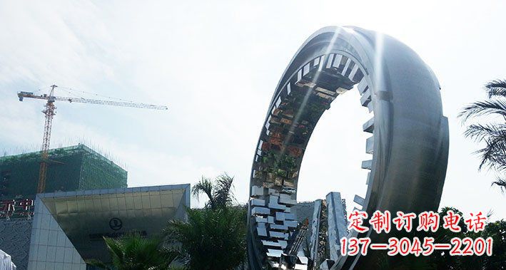 贵阳美丽而优雅的不锈钢圆环雕塑