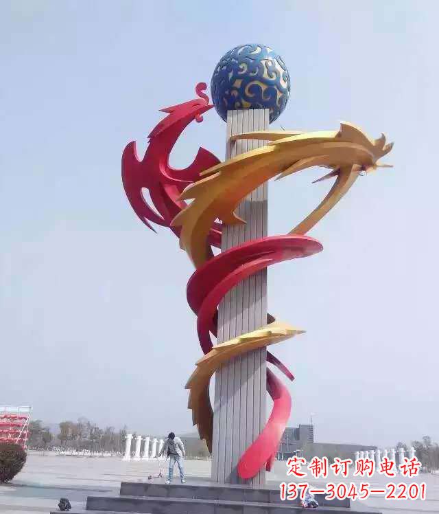 贵阳青铜龙柱景观雕塑城市的精神象征
