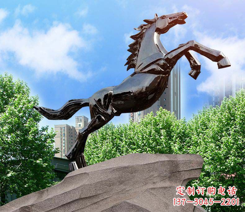 贵阳镜面不锈钢奔马雕塑给城市增添灵气