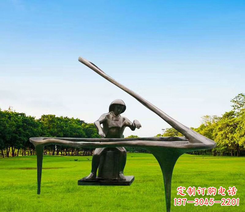 贵阳钢琴之音铸成雕塑
