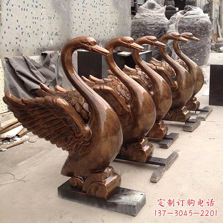 贵阳纯铜喷水天鹅雕塑