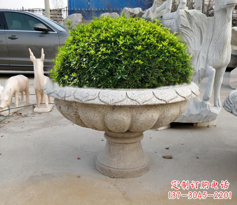 贵阳优雅大理石花盆雕塑