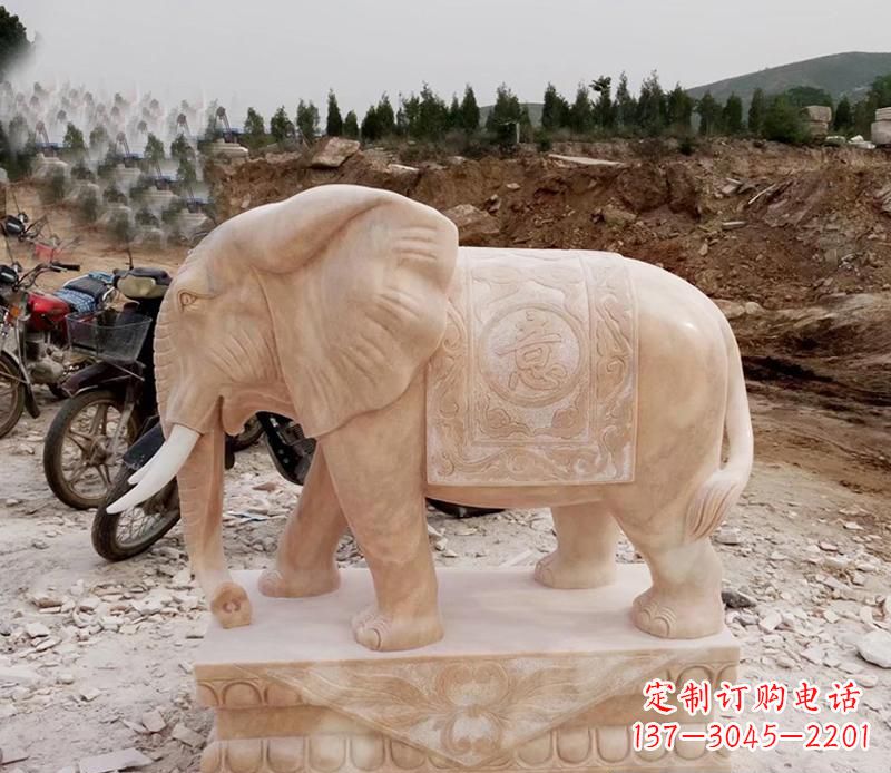贵阳优雅大象大理石雕塑