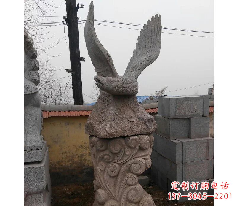 贵阳绚丽振翅的大理石雄鹰雕塑