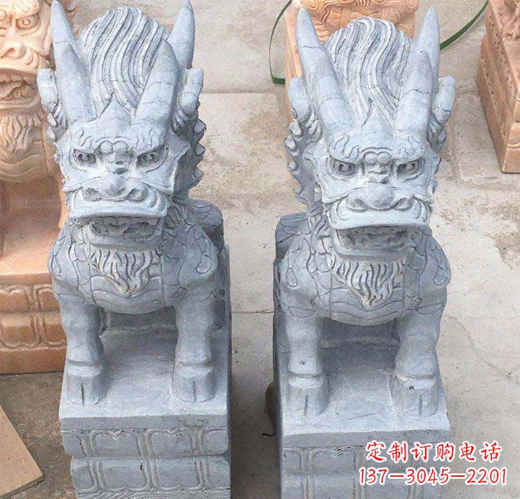 贵阳雄伟壮观的白色大理石麒麟坐式门口雕塑