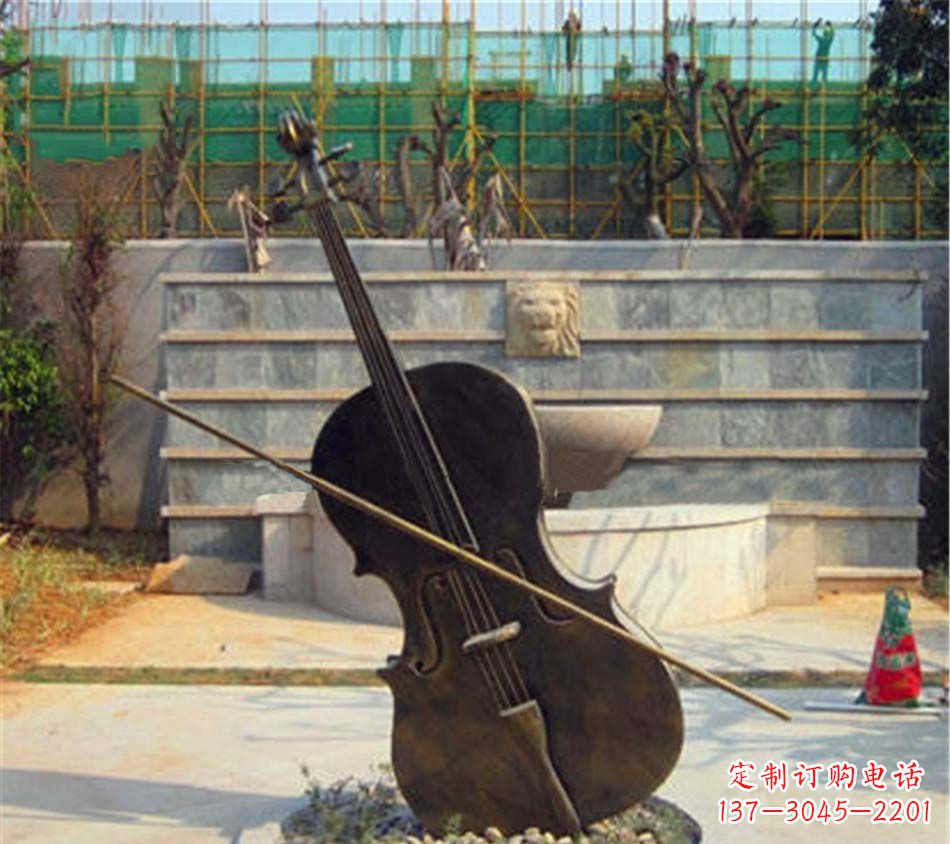 贵阳大提琴铜雕
