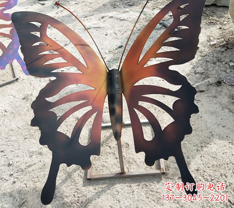 贵阳大型不锈钢铁艺蝴蝶雕塑,户外公园园林彩色昆虫摆件