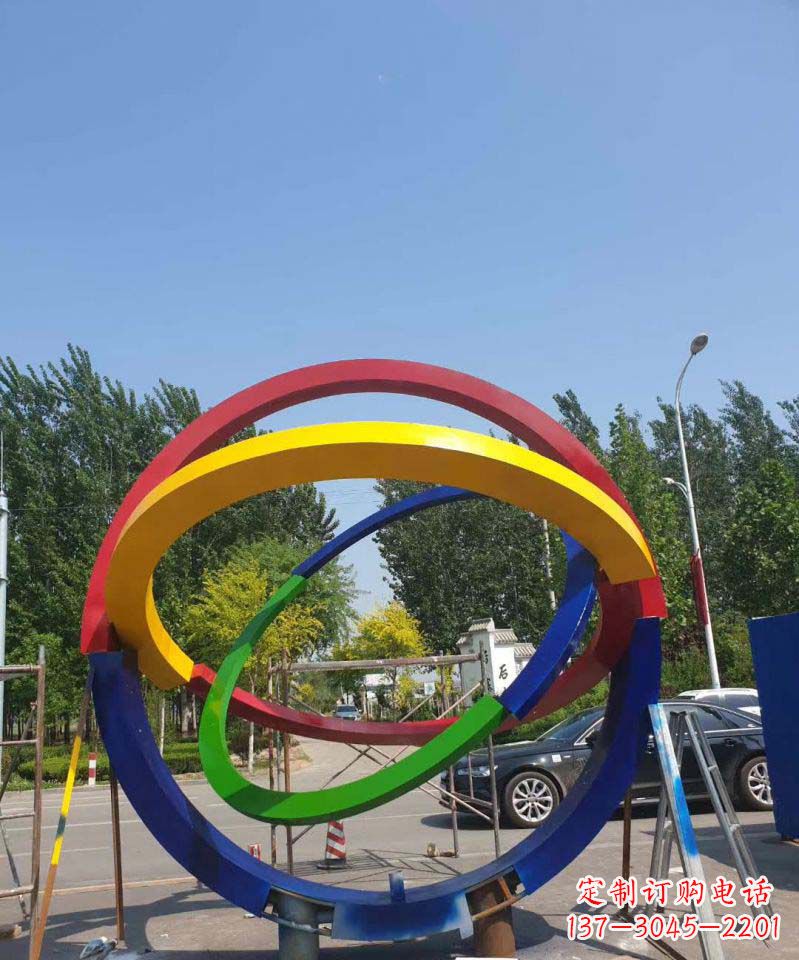 贵阳大型不锈钢广场圆环景观雕塑