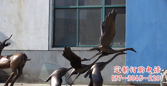 贵阳大雁飞翔铸铜雕塑