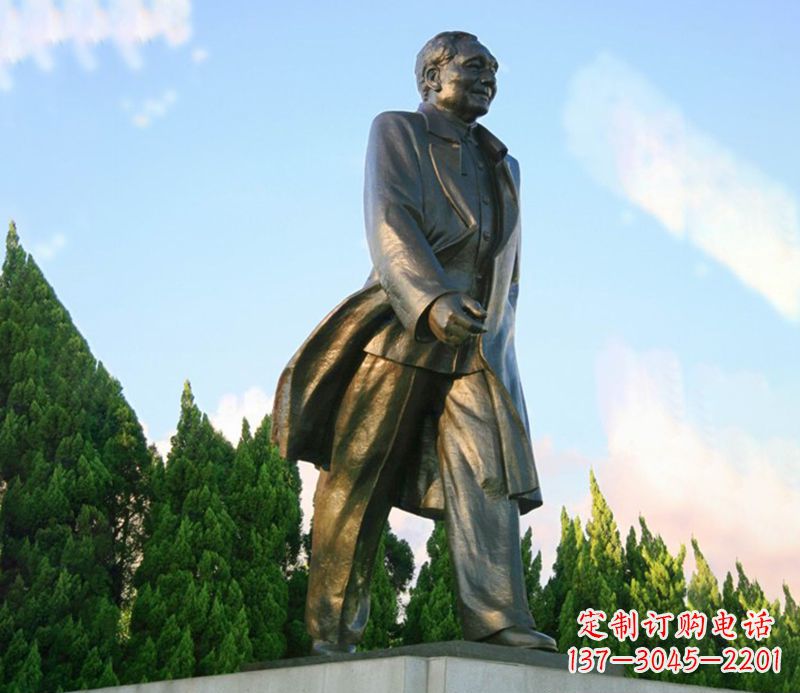 贵阳激励千秋，抒发热爱——中领雕塑定制邓小平雕塑