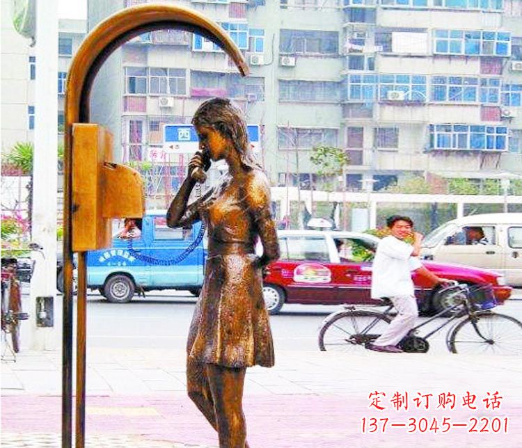 贵阳女孩铜雕塑——艺术的象征
