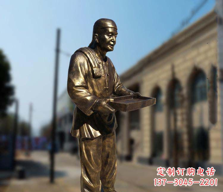 贵阳古典神秘的店小二人物铜雕