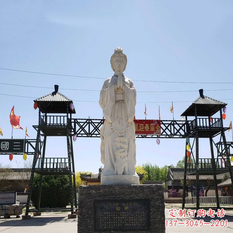 贵阳精美貂蝉雕塑,抚今追昔神采飞扬