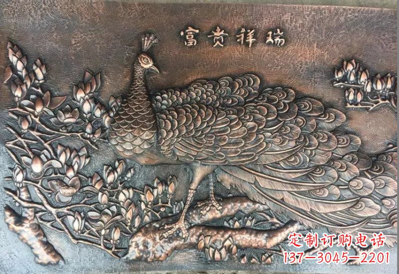 贵阳华丽锻铜孔雀雕塑