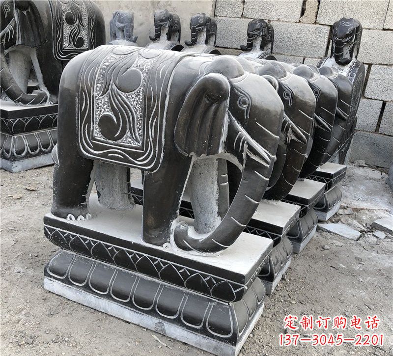 贵阳仿古青石制造大象雕塑