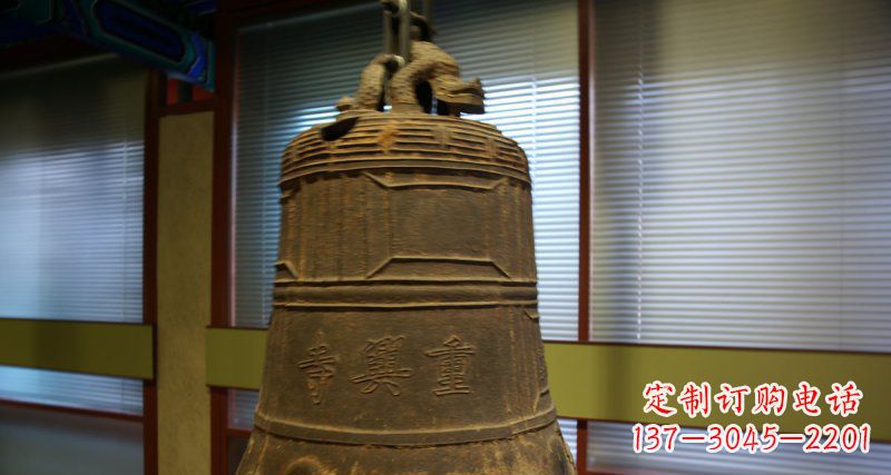 贵阳仿古铜钟雕塑定制