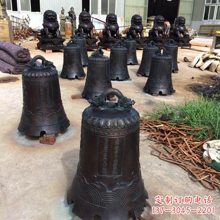 贵阳手工精美的铜钟雕塑