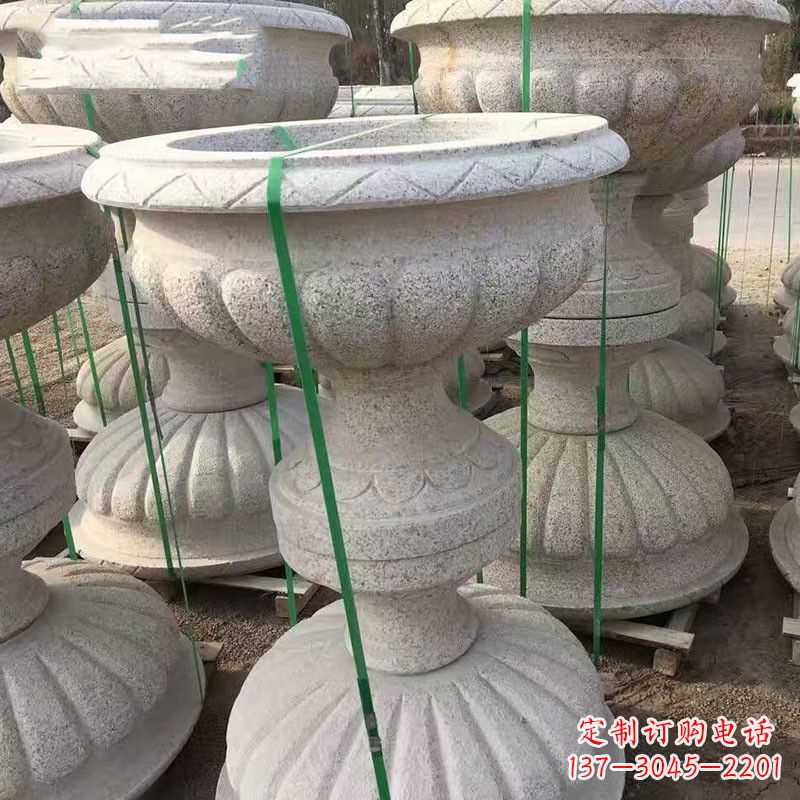 贵阳高墩砂岩石雕刻花盆精致技艺打造传统文化风韵