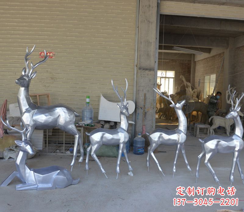 贵阳不锈钢动物雕塑——鹿