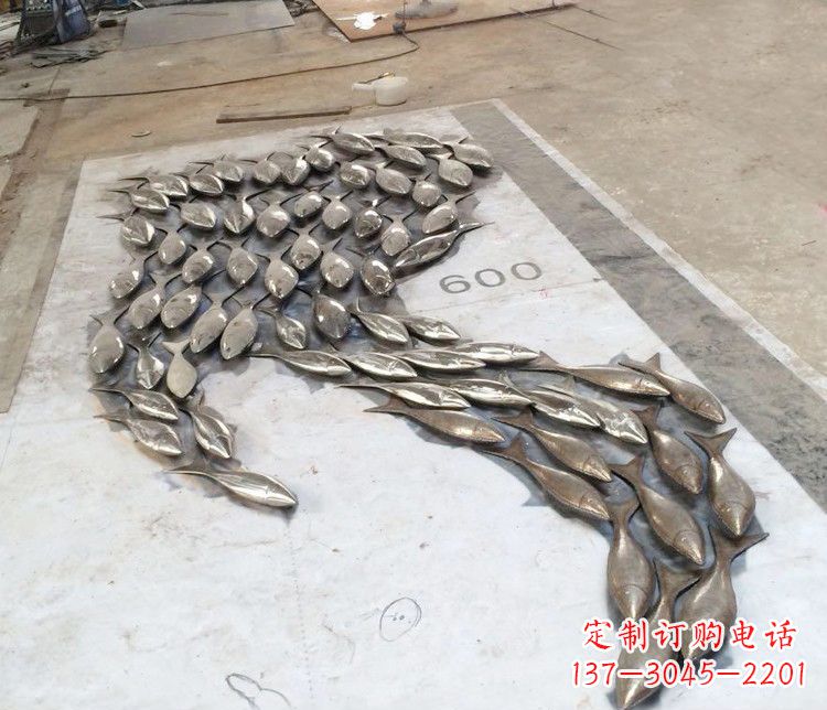 贵阳多彩活力的不锈钢动物雕塑