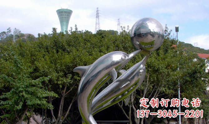 贵阳高贵静谧的不锈钢海豚顶球雕塑