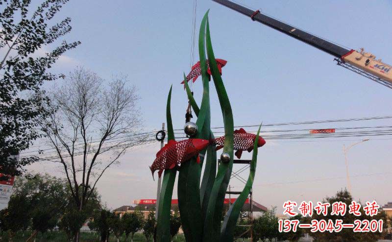 贵阳欧洲风格鲤鱼不锈钢雕塑