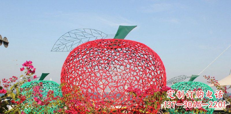 贵阳高品质镂空不锈钢苹果雕塑