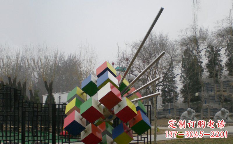 贵阳不锈钢魔方雕塑，玩转您的公园