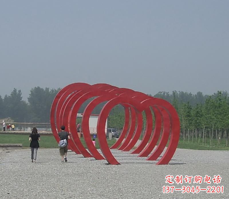 贵阳不锈钢心形拱门雕塑